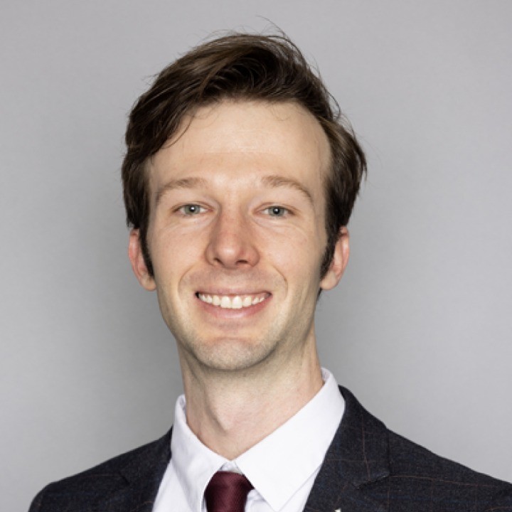 Dr. Justin Phelps
