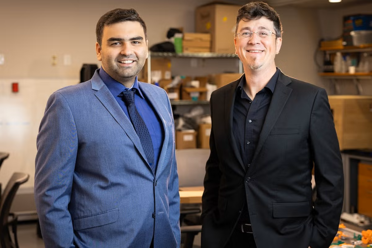 Mohsen Rakhshan and Jonathan Beever